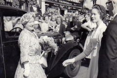 The Queen Mother, Market Hill