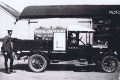 Anglo American Oil lorry, c.1926