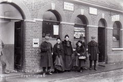 Old Age Pensioners, Post Office, Riverside